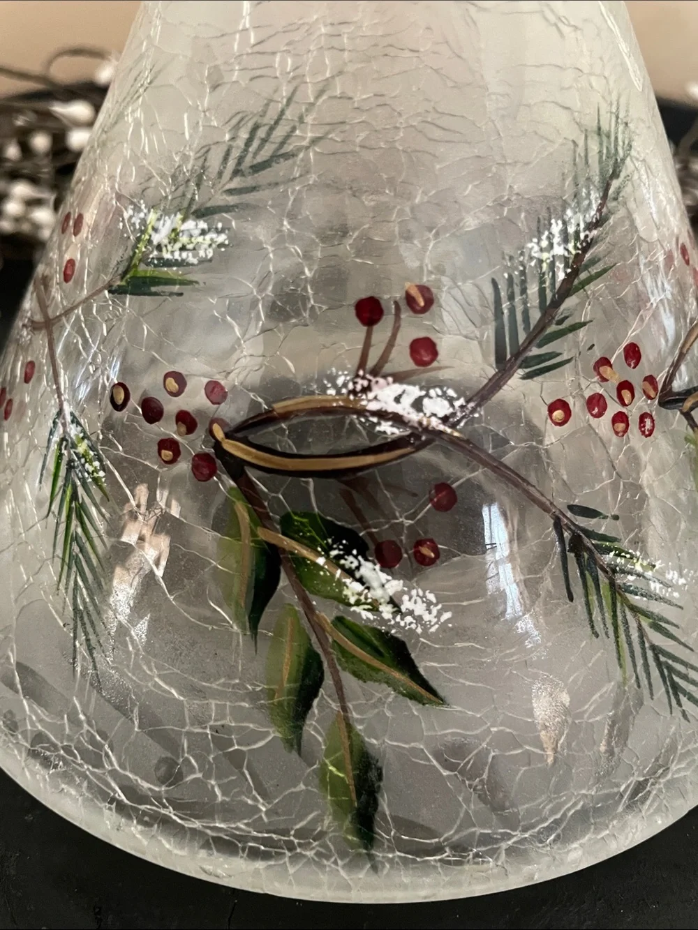 NWT Yankee Candle Crackle Glass Christmas  Jar Candle Shade with Painted Berries